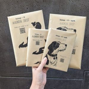 Agenda rechargeable artisanal « Recharge Agenda JANVIER 2027 – JANVIER 2028 » (visuel 1) – Cosette Cartonera